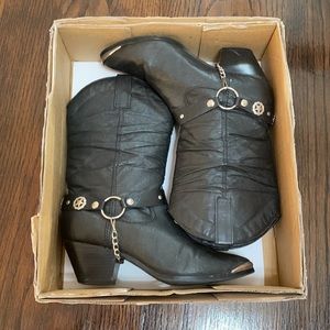 New dingo Black Heeled Boots